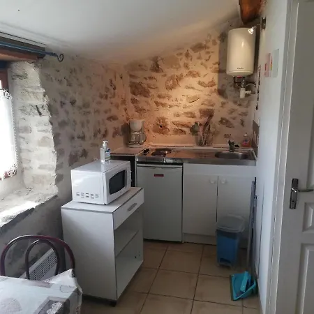 여관 La Boucholiere